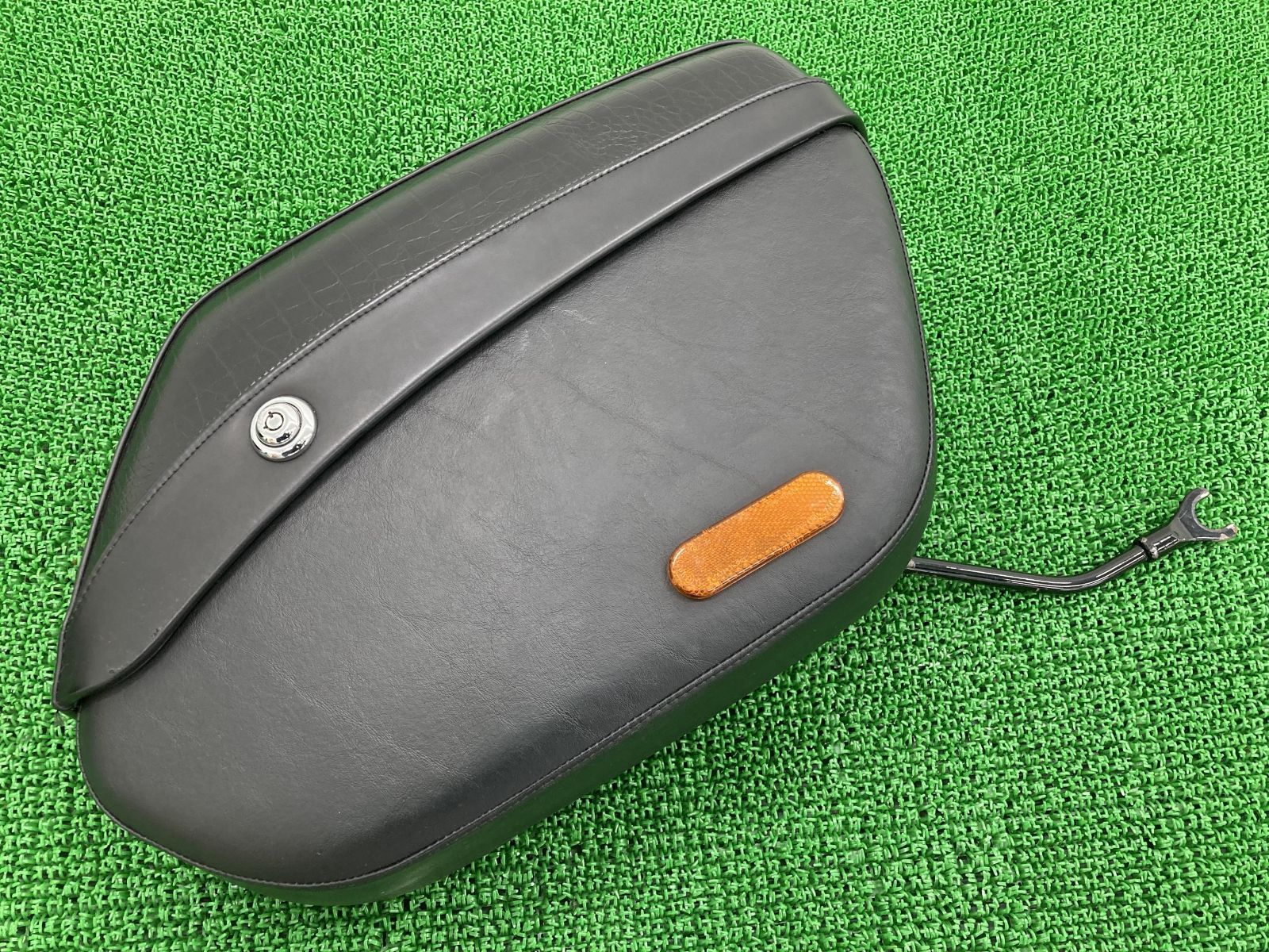 FLSTSE2CVO サイドバッグ 右 90521-11/90530-11 ハーレー 純正