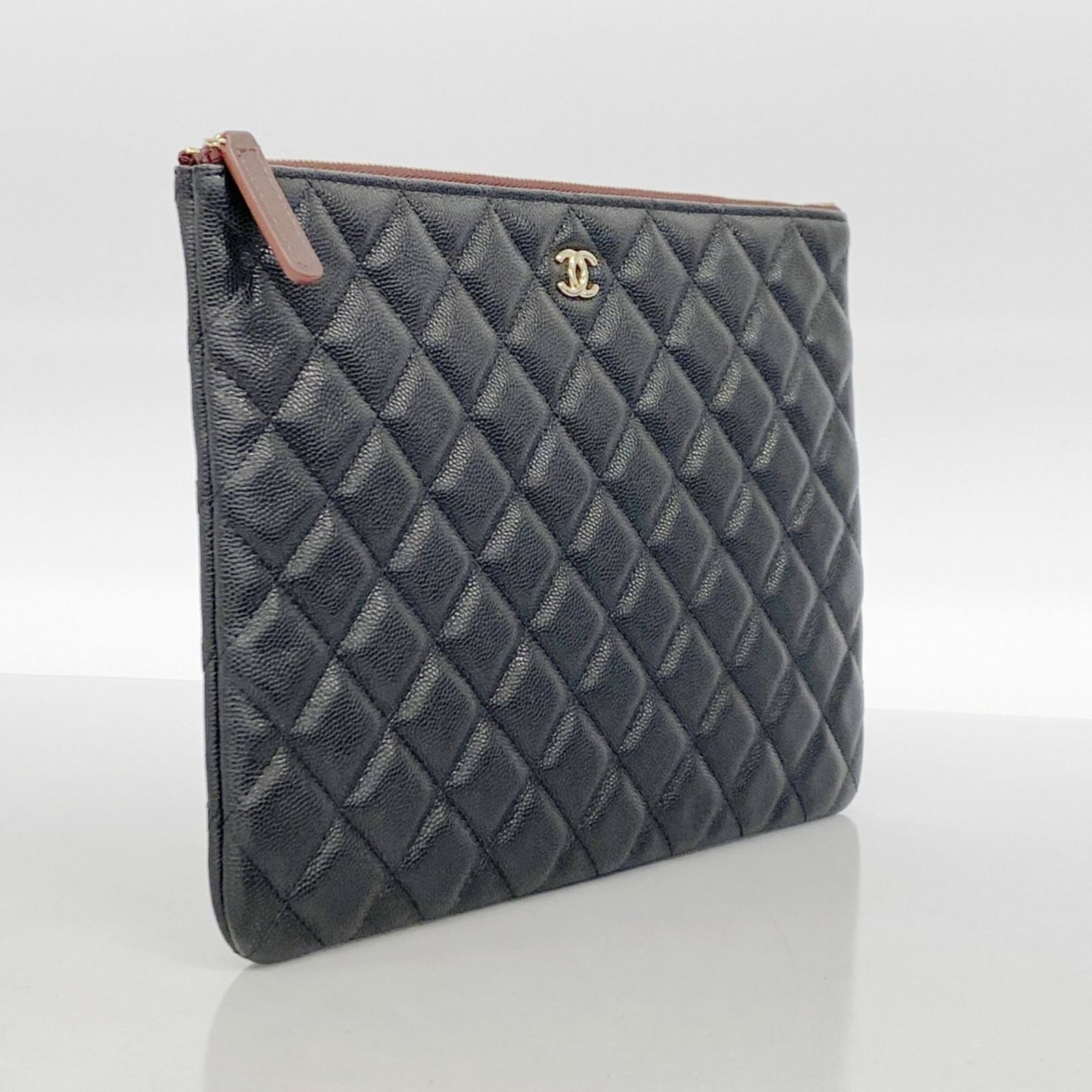 CHANEL シャネル　クラッチバッグ　キャビアスキン シャネル(Chanel) シャネル クラッチバッグ マトラッセ キャビア
