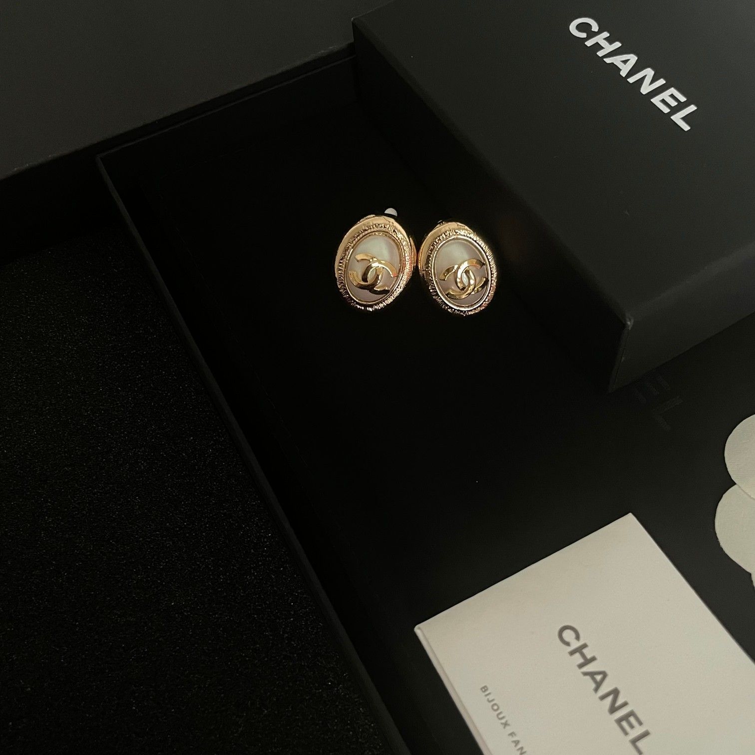今日特価】Chanel ピアスレス ピアス 送料無料！在庫限定セール