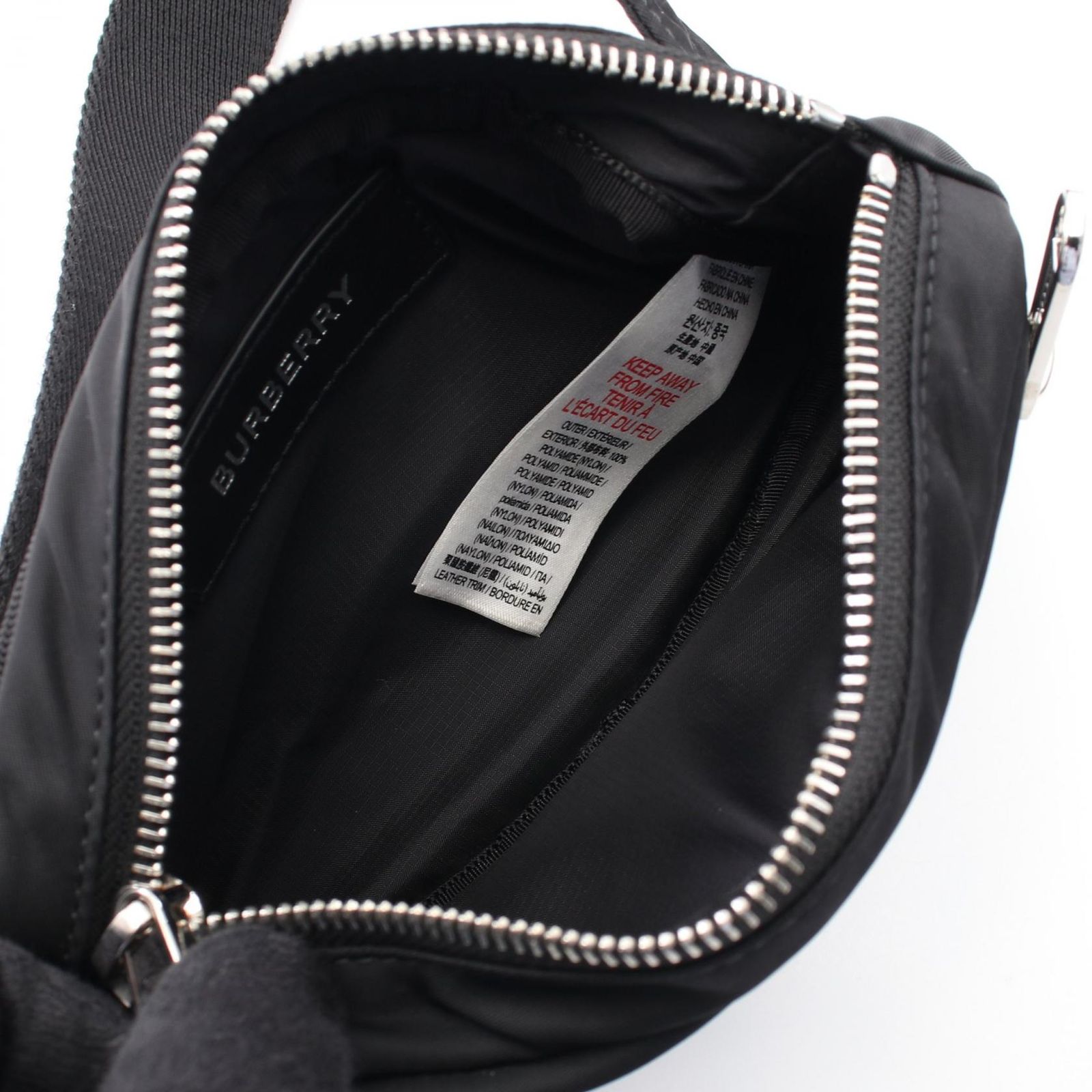 バーバリー BURBERRY ウエストバッグ ボディバッグ 8052887