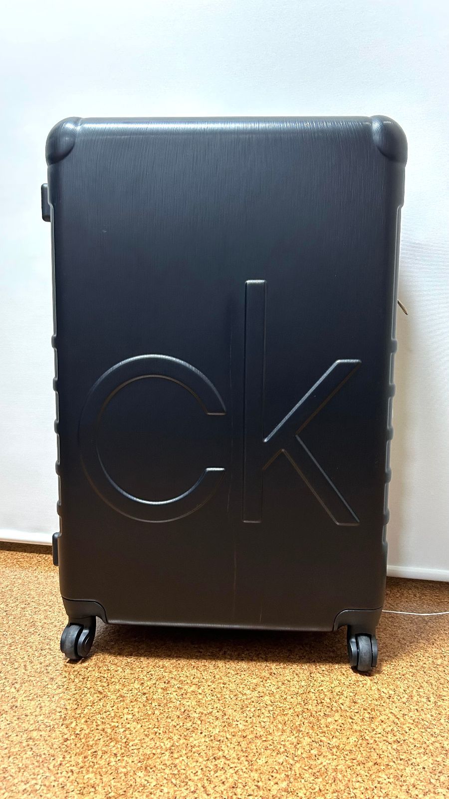 海外限定 Calvin Klein キャリーケース CK ロゴ カルバンクラインをし