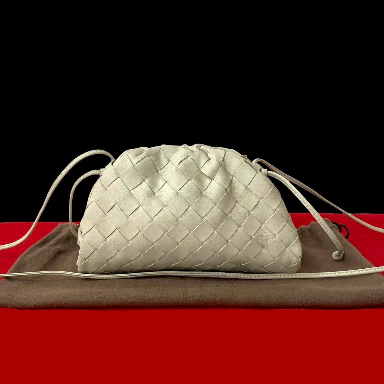 BOTTEGA VENETA ボッテガヴェネタ ショルダーバッグ 保管袋あり 【公式 
