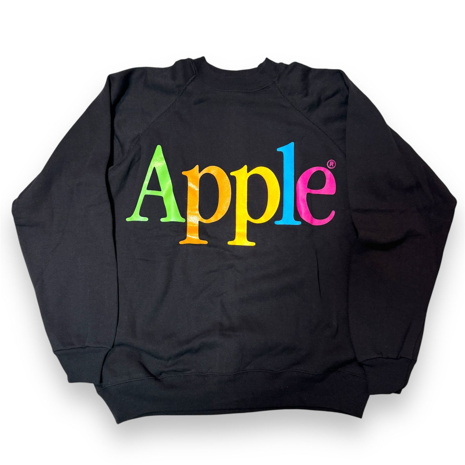[RADINEO]★ 韓国人気★RETRO LOGO SWEAT Designer fashion, Seoul-fully created | W Concept