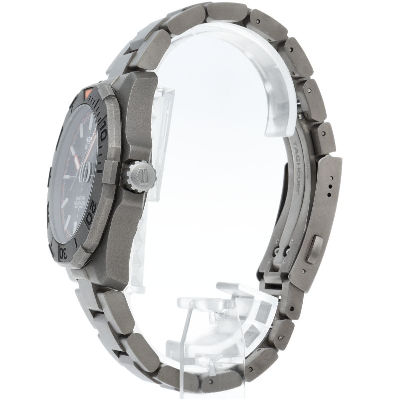 タグ・ホイヤー アクアレーサー バンフォード ウォッチ 43mm