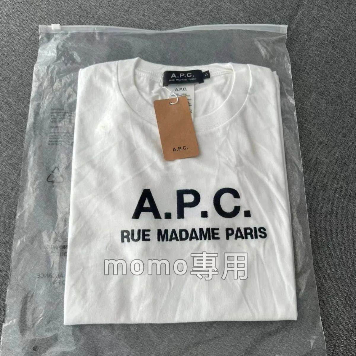 新品 A.P.C.アーペーセー APC 半袖Tシャツ ロゴ 刺繍 Rue Madame Paris Tシャツ ユニセックス