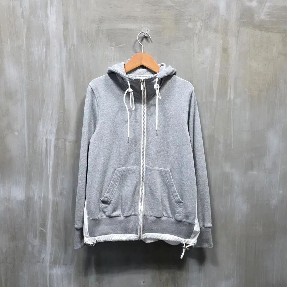 Sacai バイ ジップアップパーカー レディース 3 ST2165