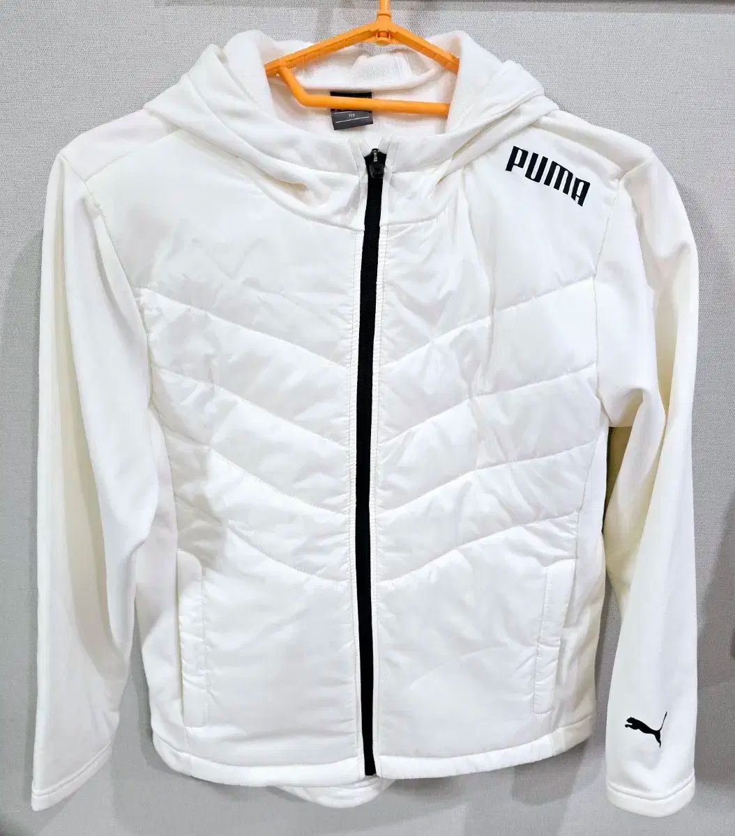 PUMA キッズ フード付き ジップアップパーカー 150