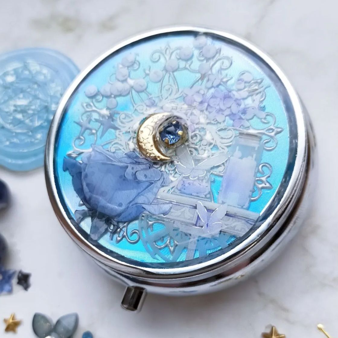 オーロラのピルケースver.3 レジンピルケース レジンハンドメイド