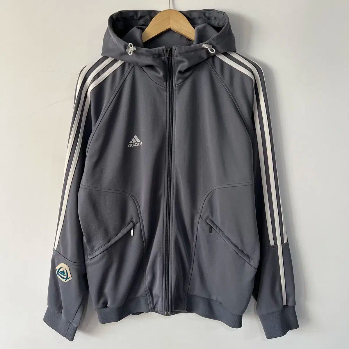 XL adidas(アディダス) 90s グレー フード ジャージ - メルカリ