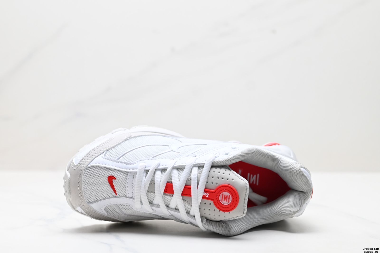 全新 シュプリーム × ナイキ ショックス ライド2 ホワイト グレーフォッグ フラットプラチナム DN 1615-100-MM輸入