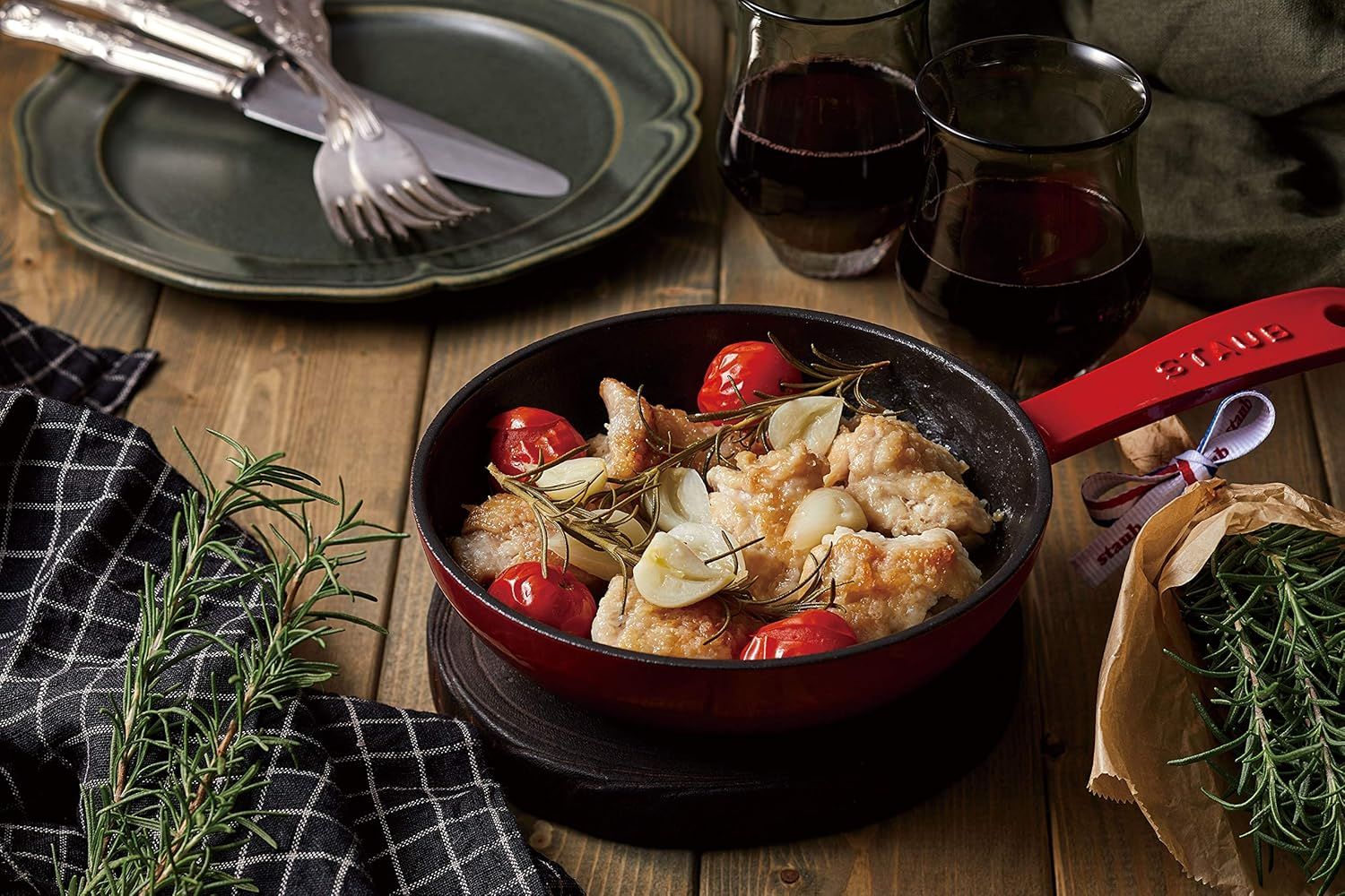 人気定番 ストウブ staub 「 フライパン 」 16cm チェリー スキレット 調理器具