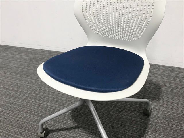 Knoll/ノール ミーティングチェア 肘無 マルチジェネレーション パッド