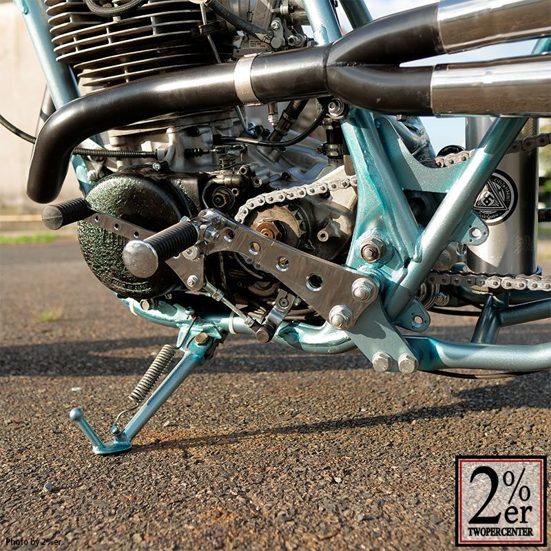 SR400/500 ドリルド ミッドハイステップキット クローム - メルカリ