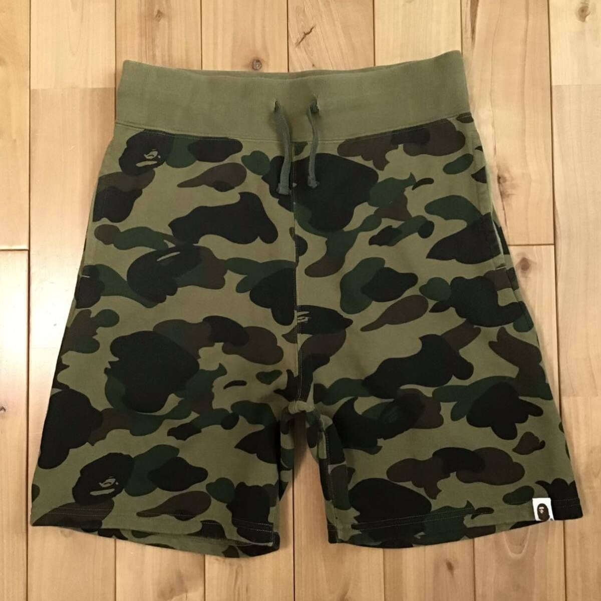 A BATHING APE - 美品 アベイシングエイプ カーゴパンツ