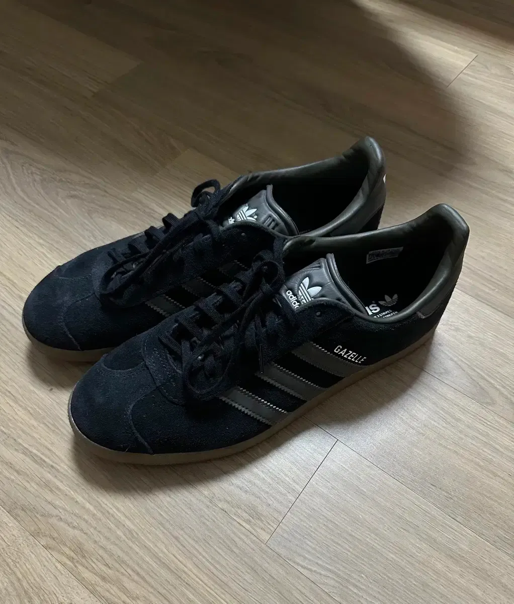 2025年最新】adidas ガゼル パントーンの人気アイテム - メルカリ