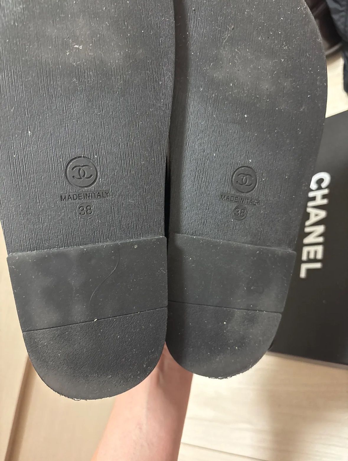 CHANEL スポーツサンダル ブラック - メルカリ