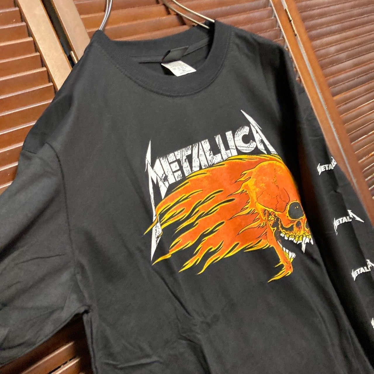 メタリカ METALLICA 黒 長袖 Tシャツ ロンT バンド ロングスリーブ デザイン 袖 両面 プリント 派手 奇抜 古着 ビンテージ vintage ロック パンク メタル ヒップホップ ラッパー アーティスト 7部袖 カットソー