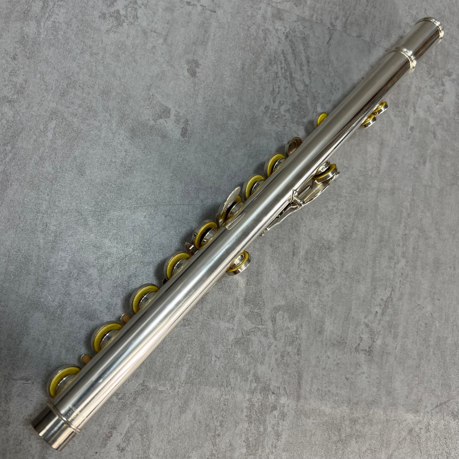 フルート 調整済 ヤマハ YFL211(後期モデル銀メッキ) 美 品 YAMAHA YFL-211S 調整済み <ヤマハ>｜平野楽器 ロッキン