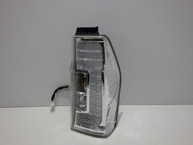 LED玉切れ無し コーティング加工済 LA600S LA610S タントカスタム 前期 右テールレンズ 20516 250509100