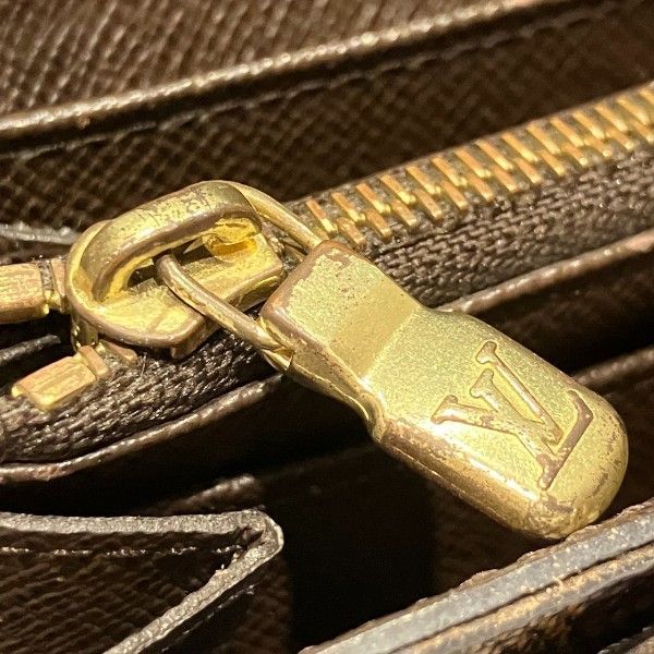 Vuitton