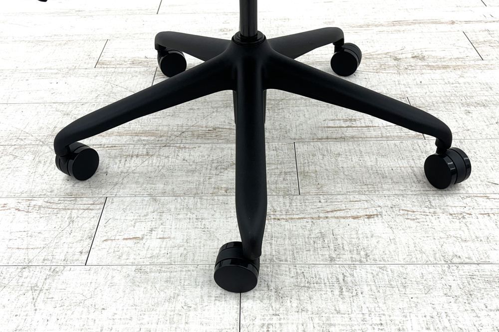 ミドルバック Herman