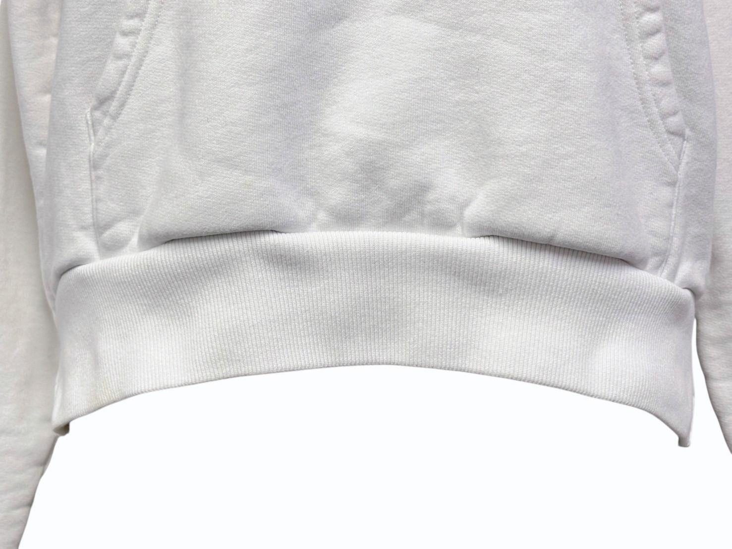 オフホワイト パーカー