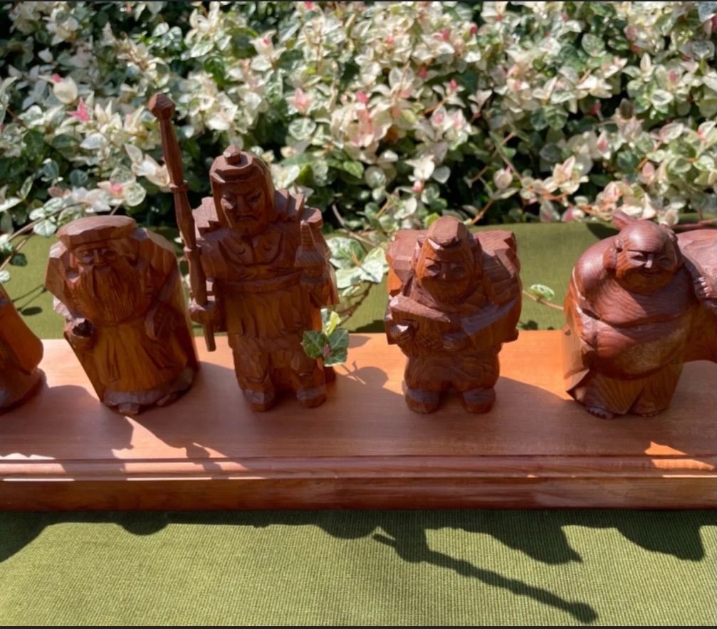 台座付き木彫り七福神 サイズ セール 9❌53❌17㎝（飾った状態) 木彫り