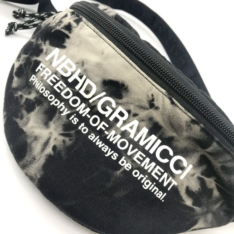 NEIGHBORHOOD GRAMICCI ウエストバッグ 美品 コラボ プリント ショルダーバッグ ミニBAG コンパクト 旅行 ネイバーフッド 鞄  B10886◇ - メルカリ