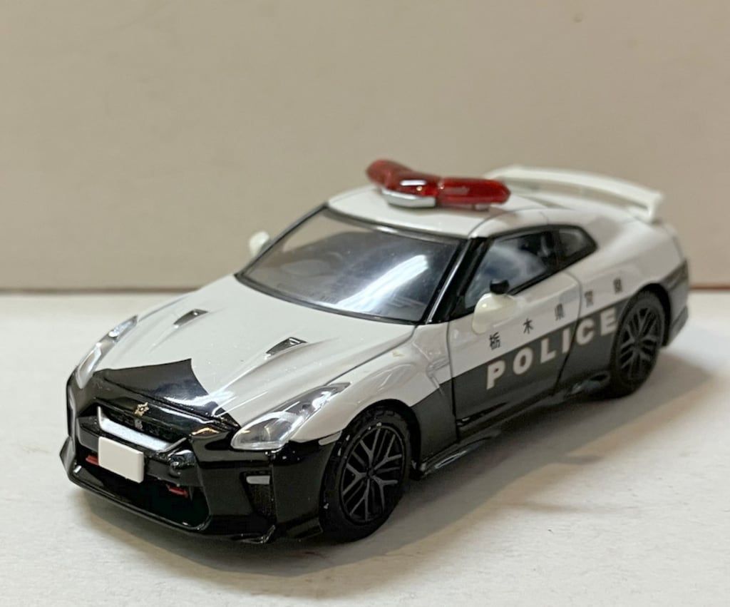 トミーテック TOMICA LIMITED VINTAGE NEO NISSAN GT-R