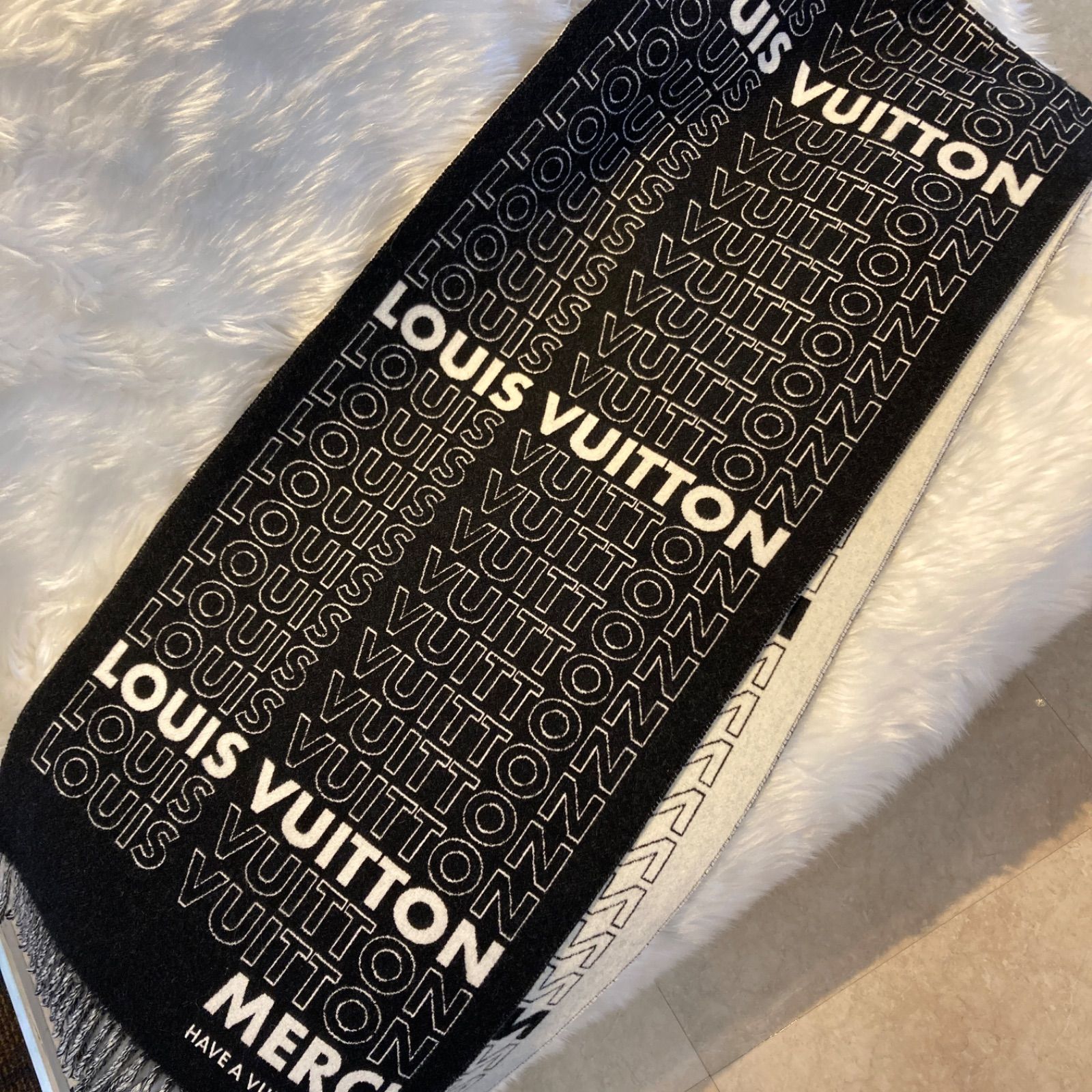 ✨希少 美品✨ LOUIS VUITTON ルイヴィトン エシャルプ LVリスト
