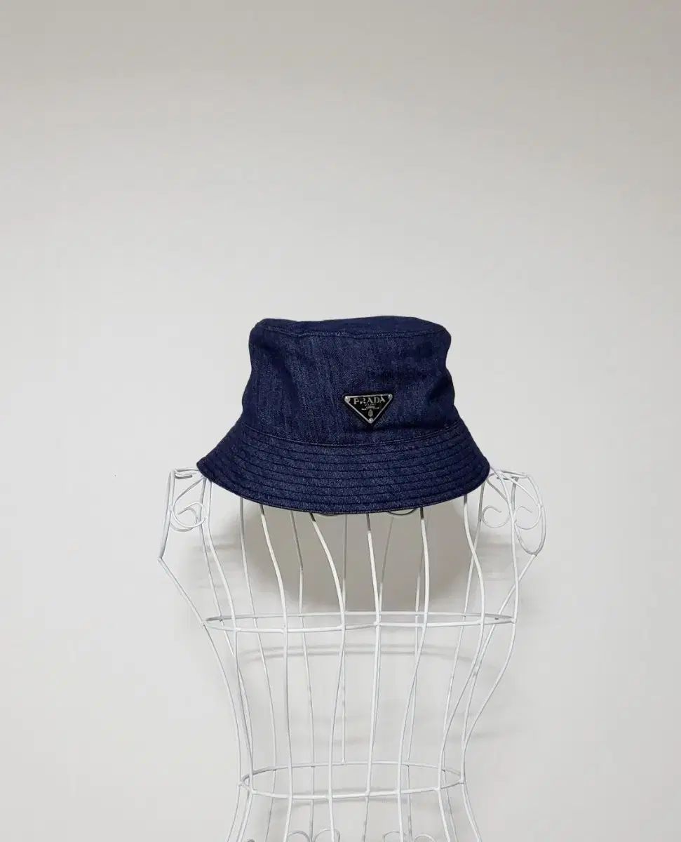 Prada プラダ Prada デニム バケットハット M サイズ 1HC137_A_J6_F0008