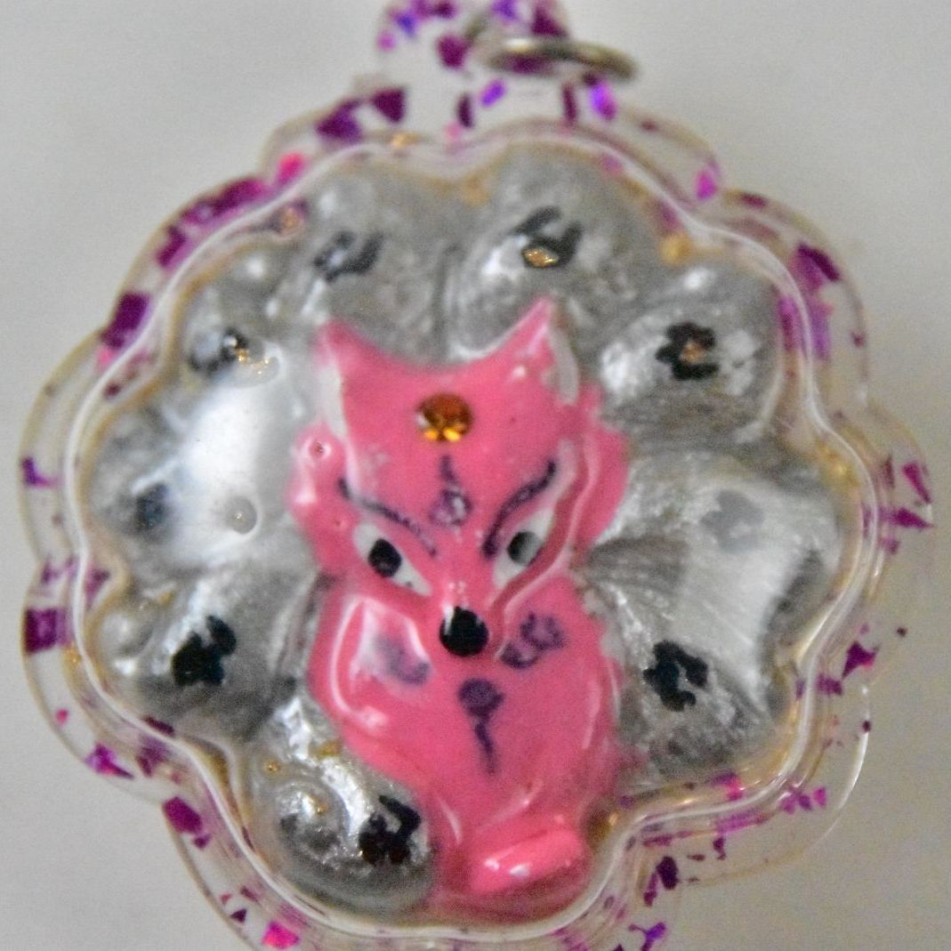 タイ呪物 呪符 ジンジョークカオハン 九尾の狐 プラクルアン