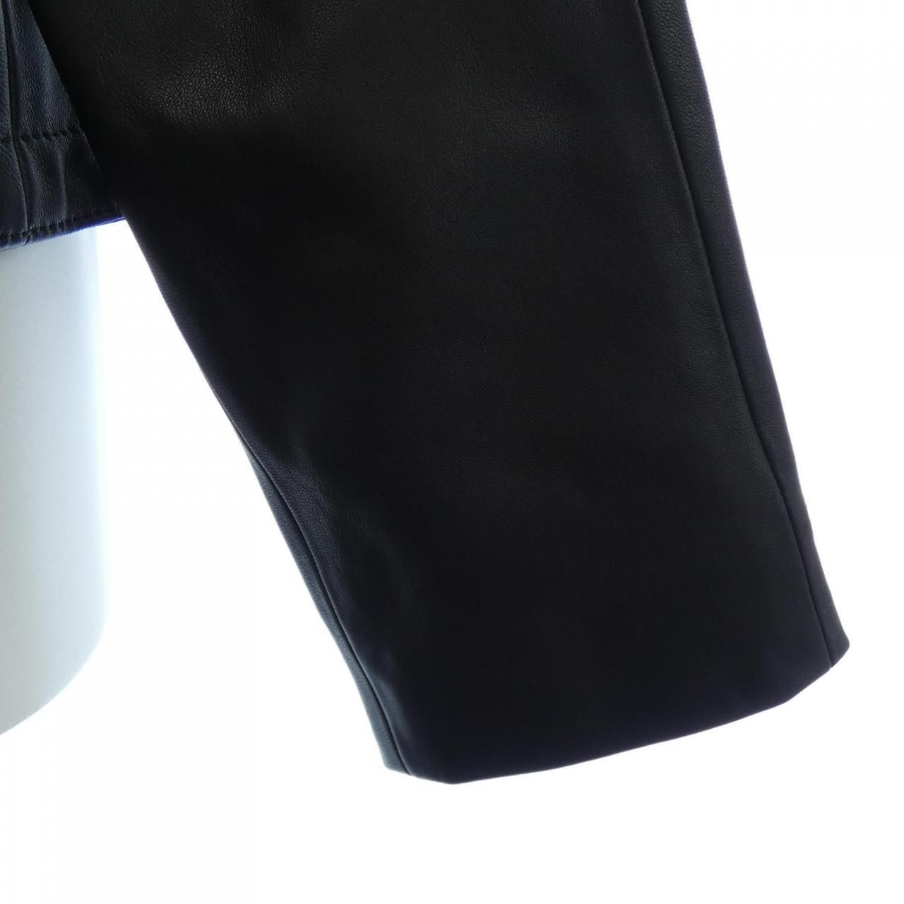 Theory luxe