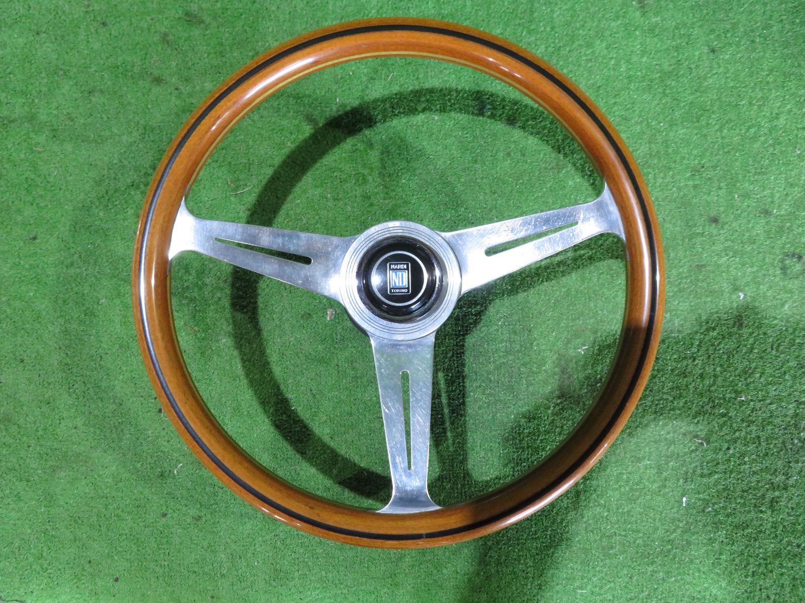 NARDI ナルディ ステアリングハンドル ウッド 36.5 ステアリングボス付 Amazon | ナルディ(NARDI) ステアリングホイール CLASSIC WOOD
