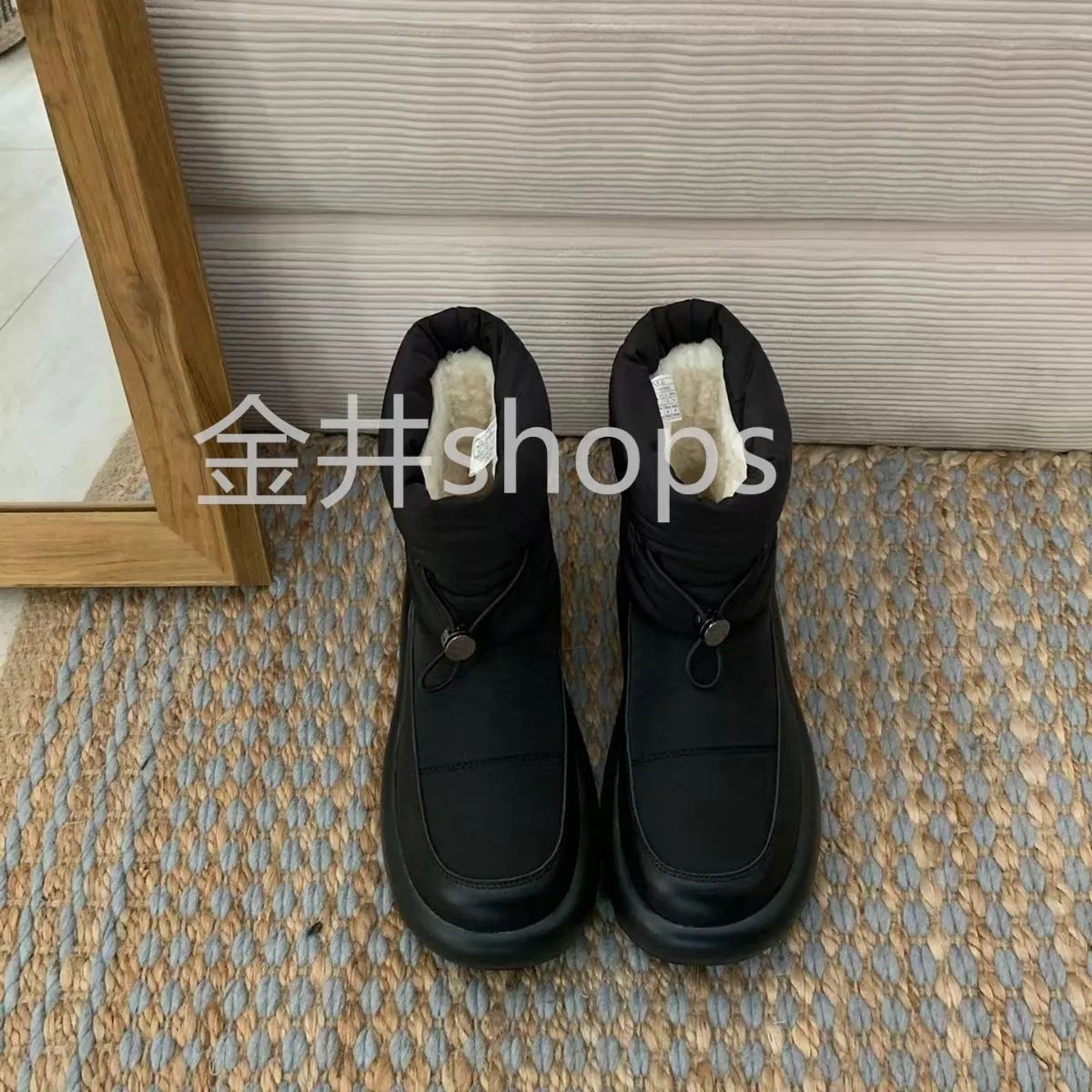人気商品・極美品・新品未使用】UGG アグ ドローコード付きダウン厚底 