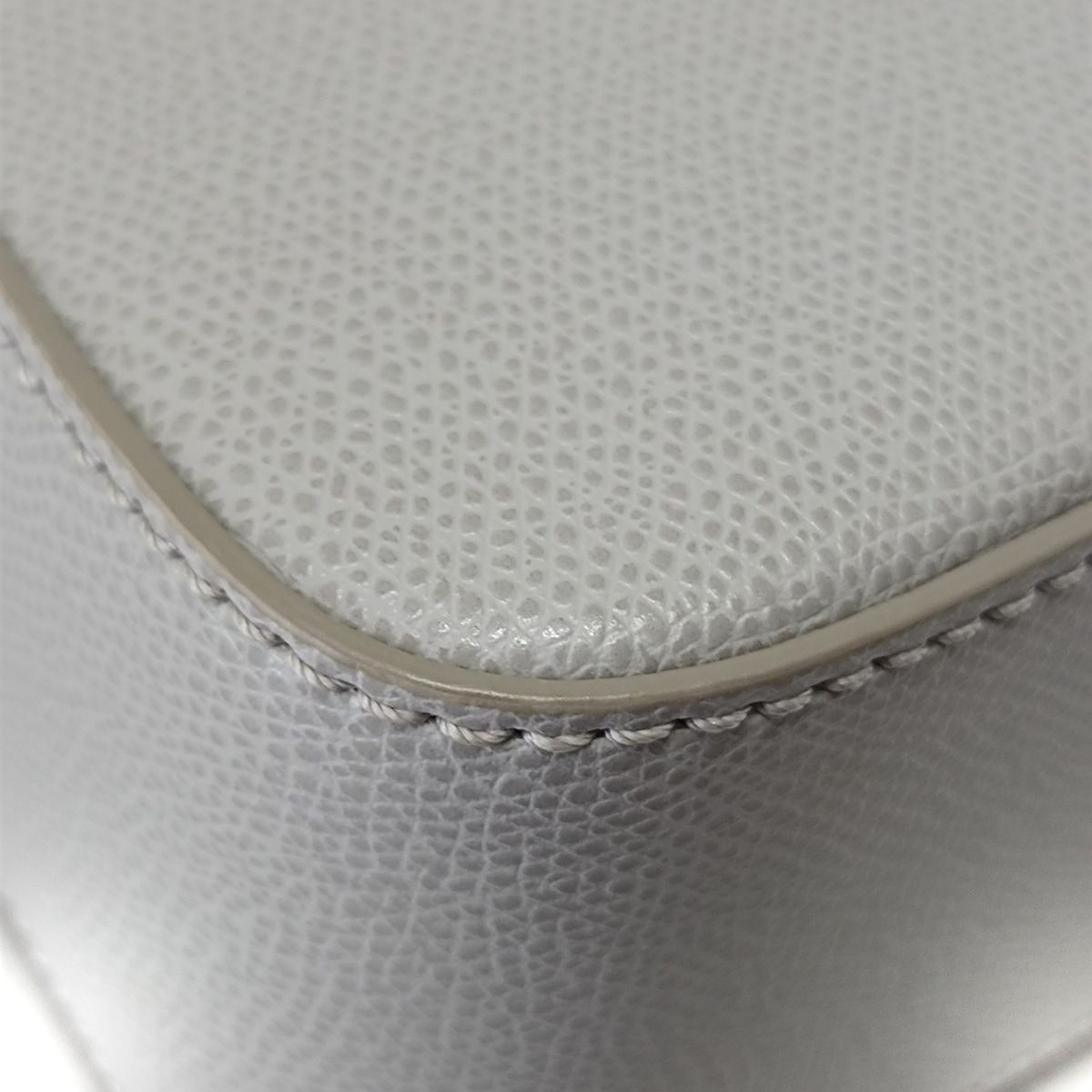 【美品】FURLA フルラ　リリー ショルダーバッグ レザー　グレー 極美品】FURLA フルラ リリー カメラバッグ レザー 本革