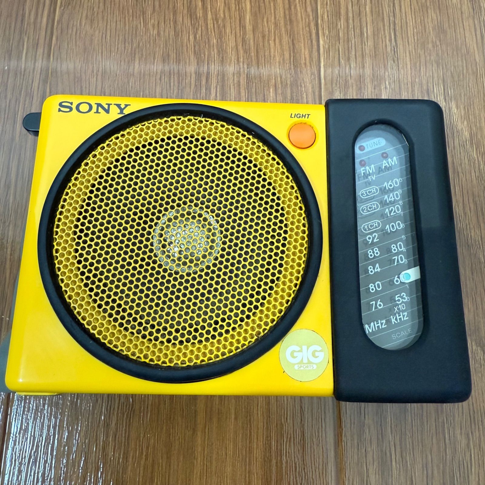 SONY SPORTS icf-s75 イエロー SONY SPORTS ポータブルラジオ イエロー ICF-S75 - メルカリ