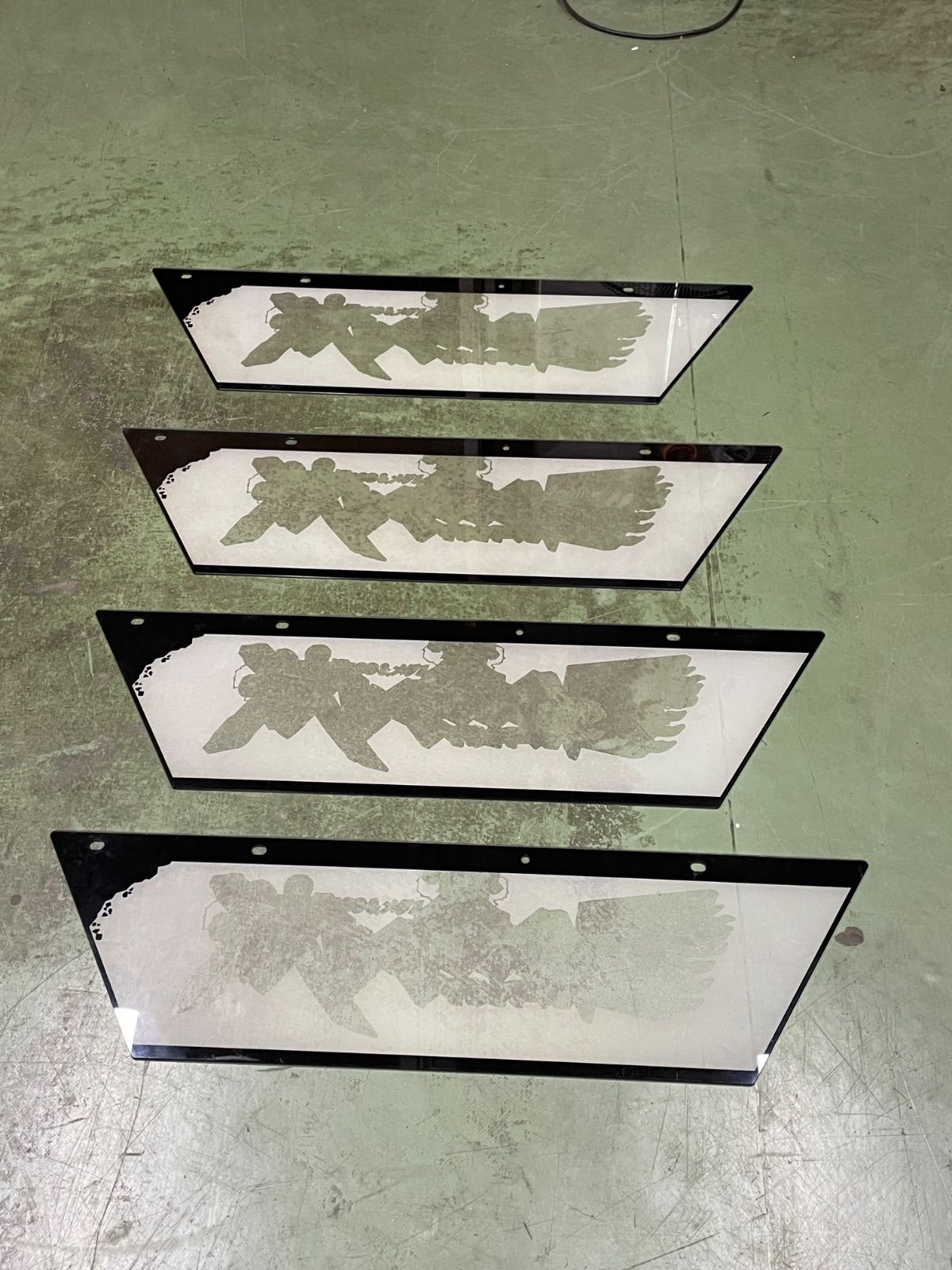 マックス MAX 常圧エアーリフター AL2500A 石膏ボードの天井張り