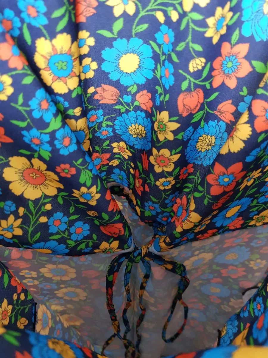 バレンシアガ フローラル