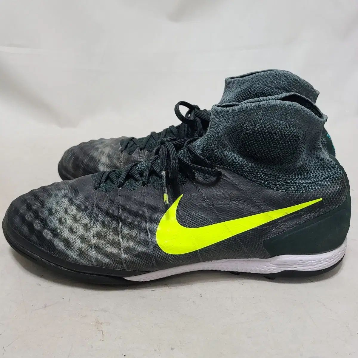 285 ） NIKE(ナイキ) マジスタ X プロキシモ 2 TF - メルカリ