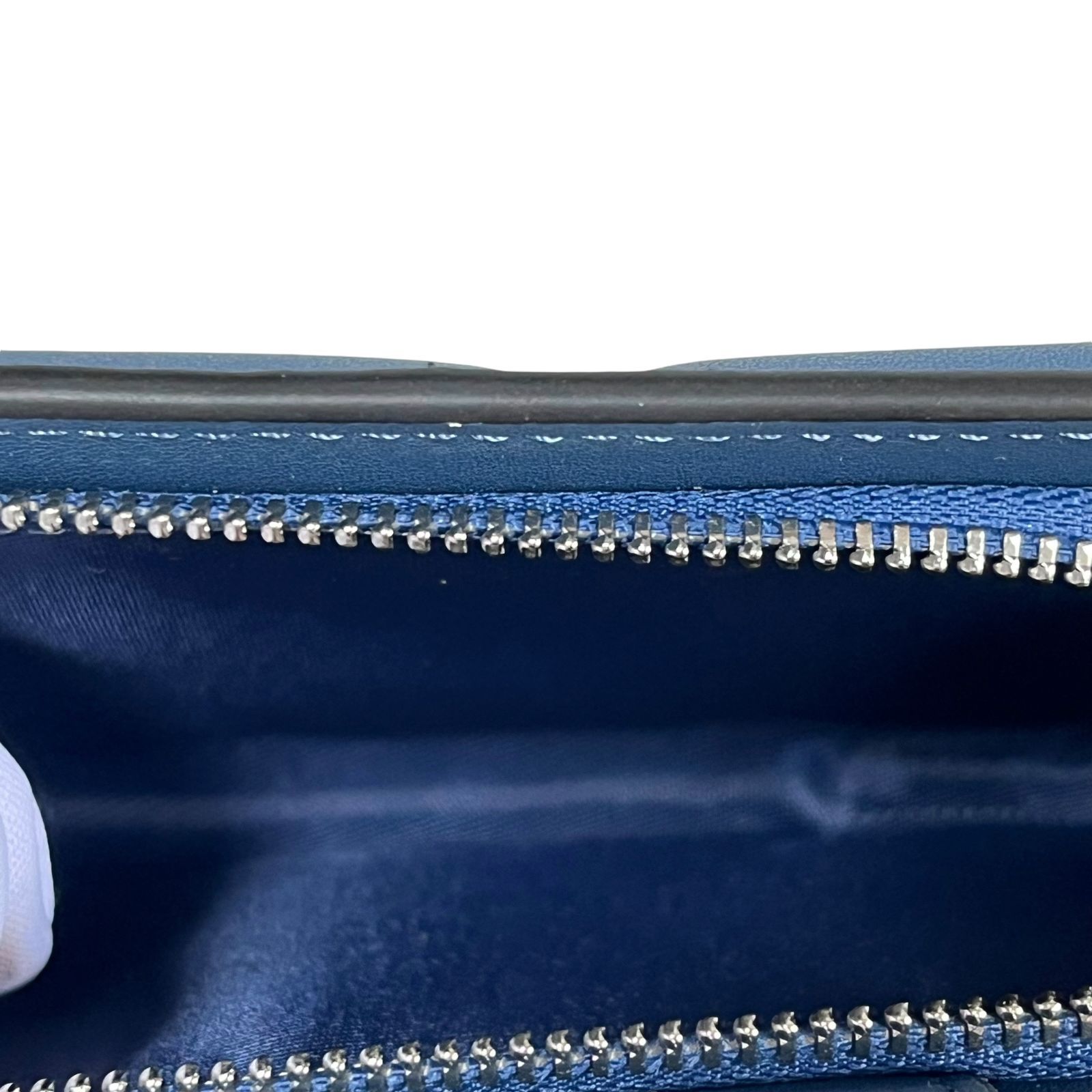 新品・未使用品 COACH パフィーダイヤモンドキルティング 財布 新品・未使用品 COACH パフィーダイヤモンドキルティング 財布