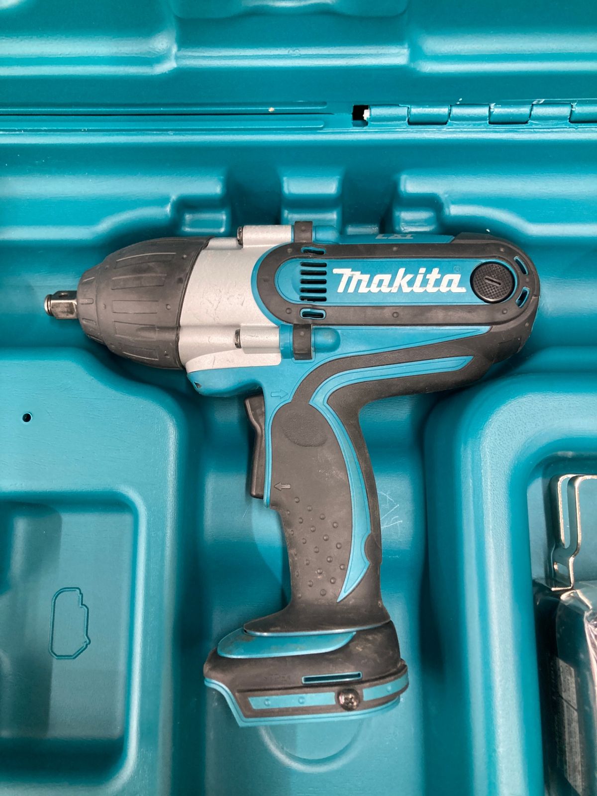 中古品】【0922】makita 18V充電式インパクトレンチTW450DRGX ITQ24EC2KKO5 - メルカリ