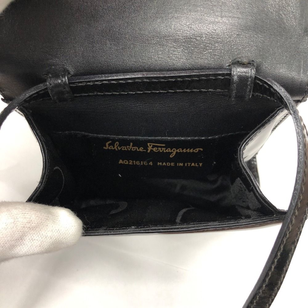 Salvatore Ferragamo サルヴァトーレフェラガモ ショルダーバッグ