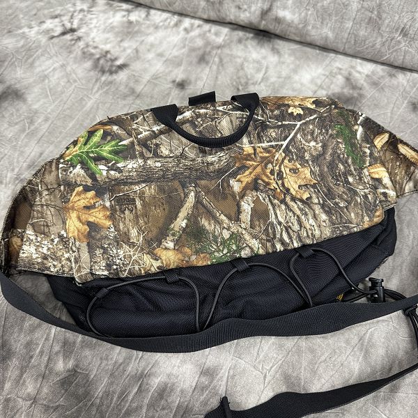 シュプリーム ウエストバッグ リアルツリー 新品 Supreme⁄シュプリーム