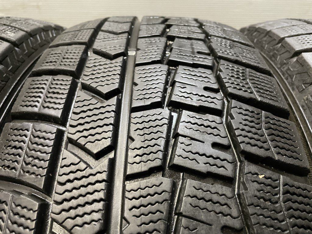 DUNLOP WINTER MAXX WM02 225/60R17 17インチ スタッドレス 4本