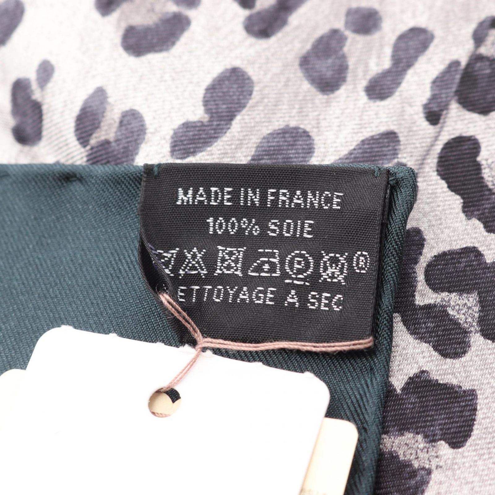 HERMES エルメス カレ90 Lazy Leopardesses スカーフ - メルカリ