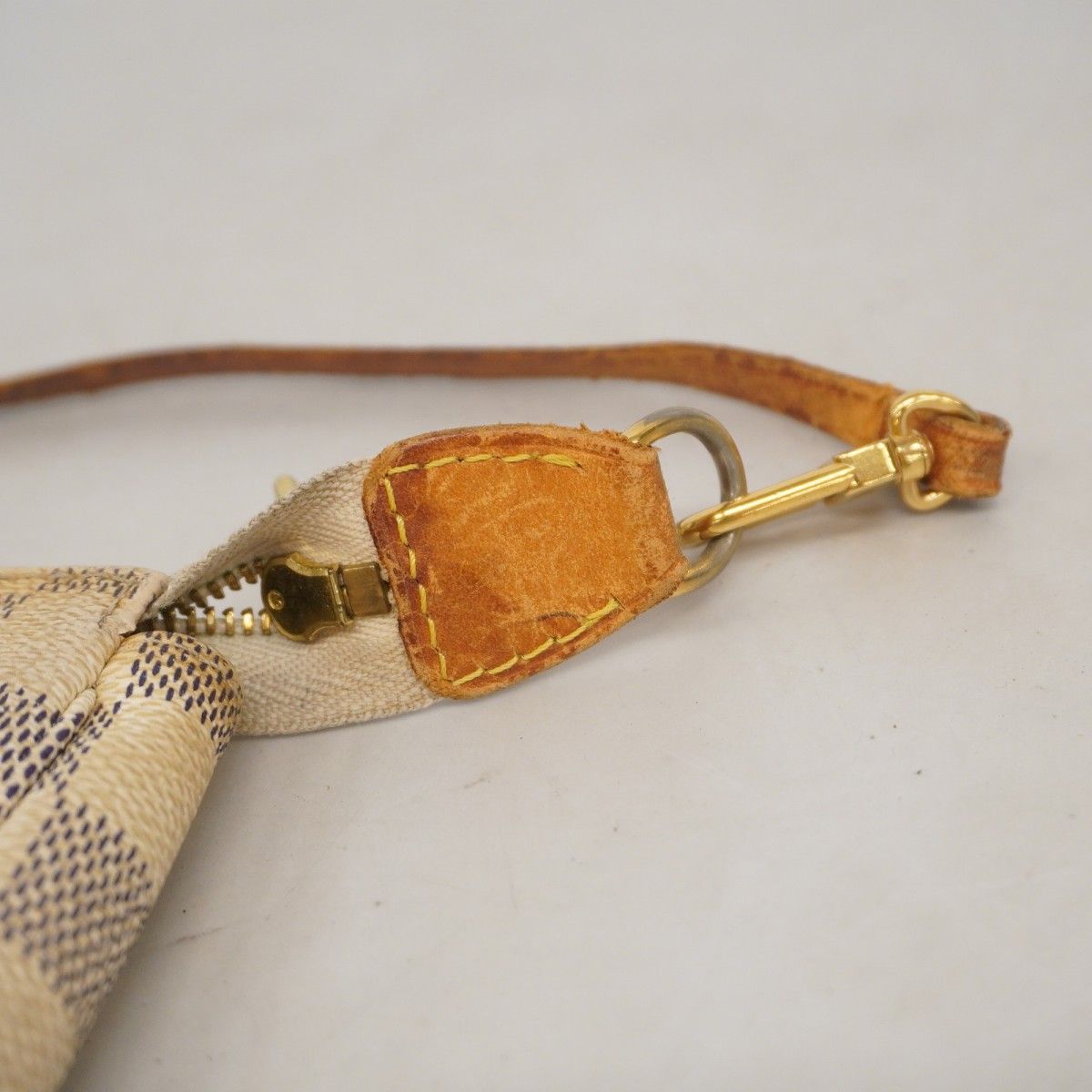 5ic3151-h】ルイヴィトン ポーチ ダミエ・アズール ポシェットアクセ  