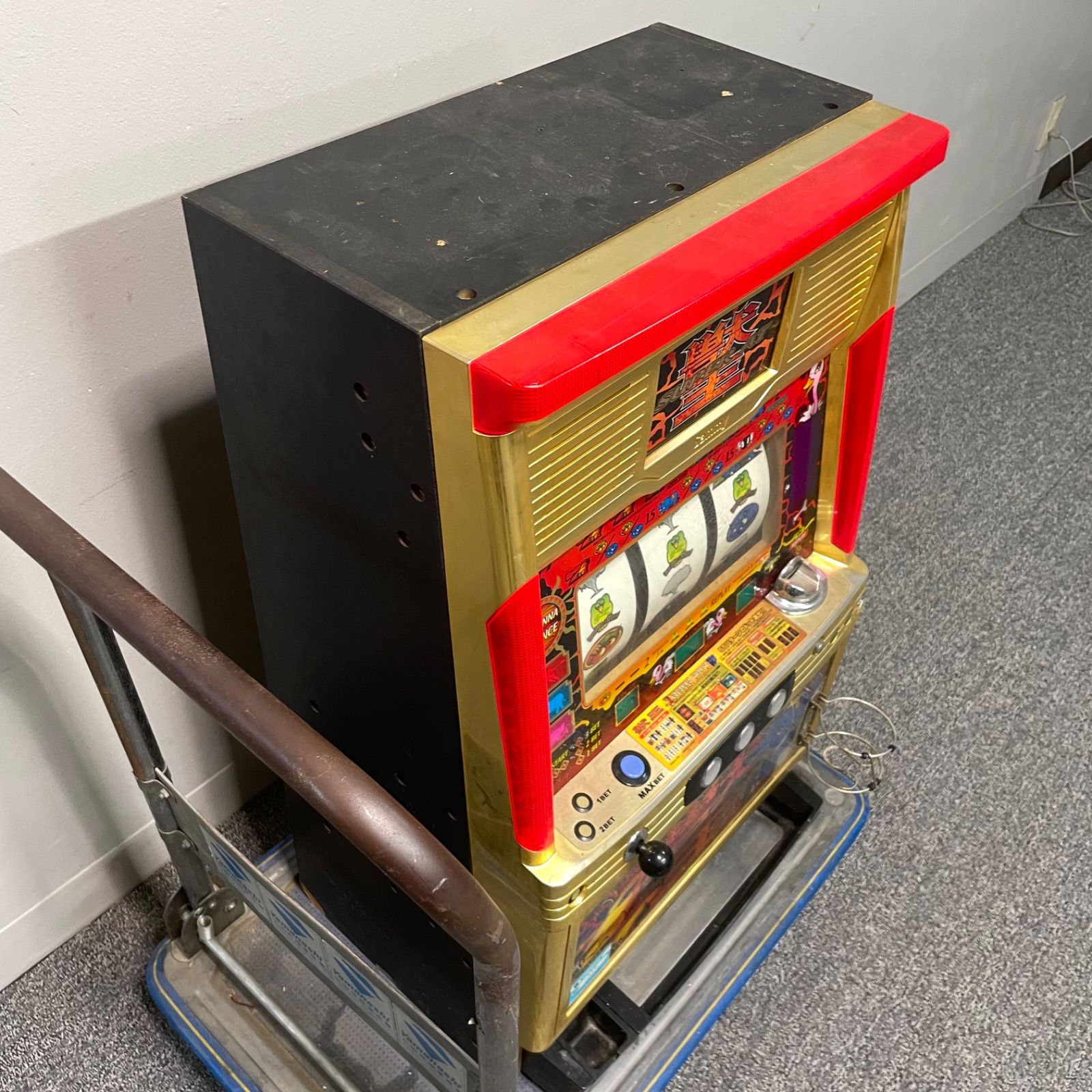 スマスロ実機 L 防振り FN スマスロ 痛いのは嫌なので防御力に極