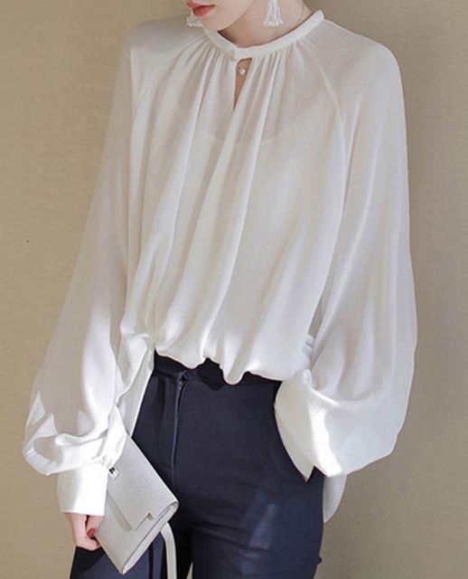 きれいめ 大人 ボリューム袖 トップス シャツ ブラウス 袖あり 長袖 ホルターネック スキッパー フレア チュール シフォン かわいい 大人可愛い シンプル 上品 おしゃれ 大人女子 こなれ感 マニッシュ ラブリー キュート モード系 エレガント モダン フォーマル とろみ感 無地 きれいめ 大人 ボリューム袖 トップス シャツ ブラウス 袖あり 長袖
