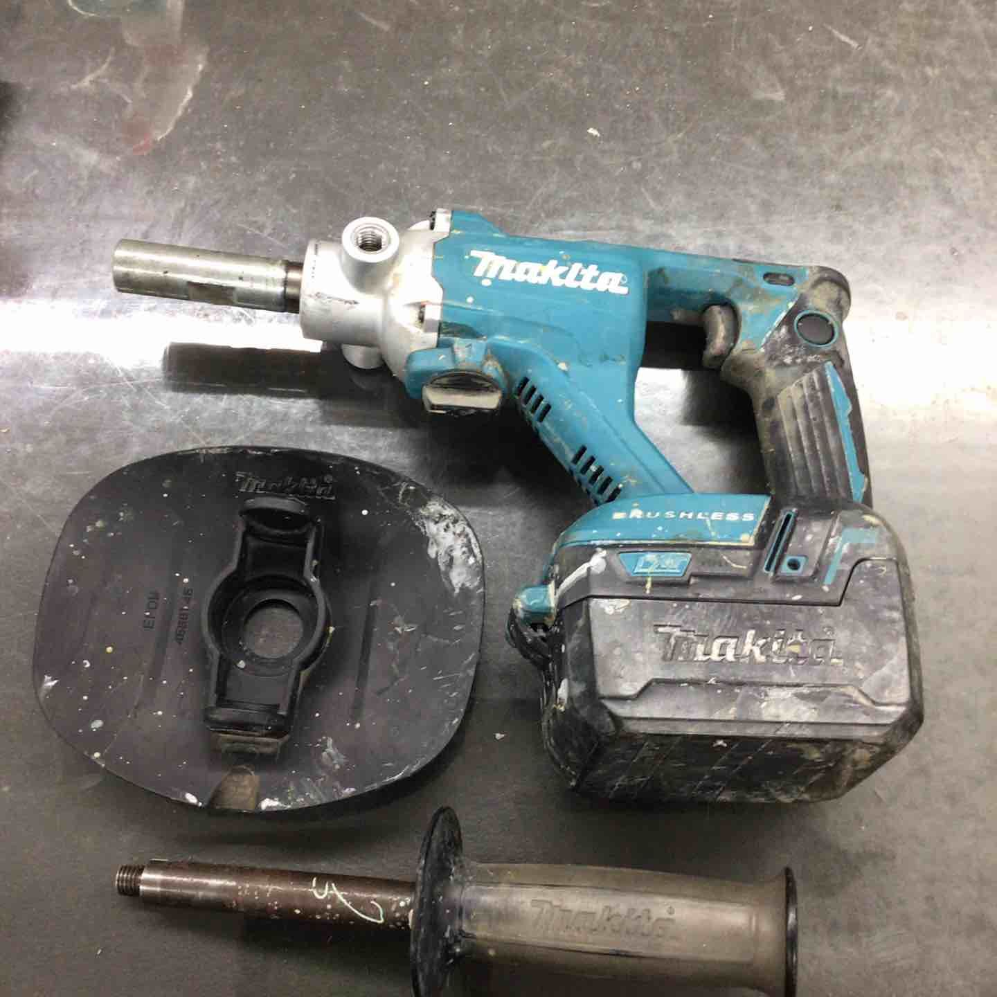 マキタ makita コードレスかくはん機 UT130DZ 戸田店
